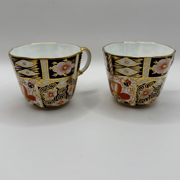 Royal Crown Derby Imari 2451 tea cup 3 piece set. Dover shape tea/coffee cup set - Picture 8 of 10
